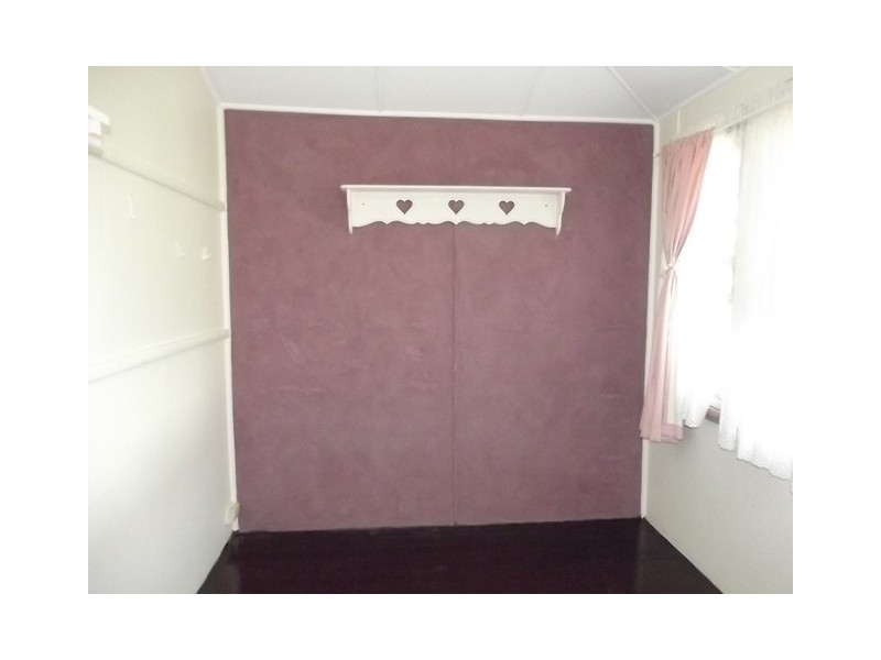 25 Spring Avenue, Midland WA 6056