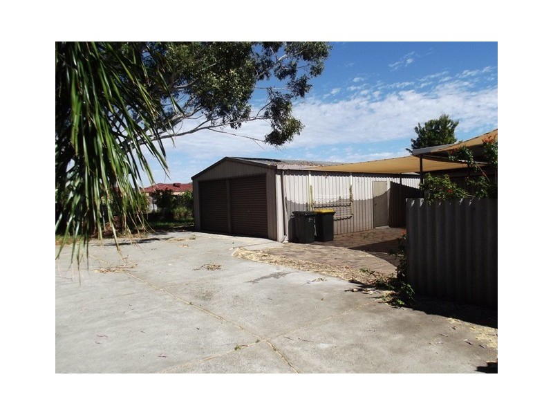 25 Spring Avenue, Midland WA 6056