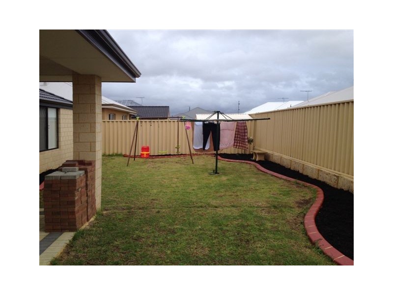 5 Reflections Road, Southern River WA 6110