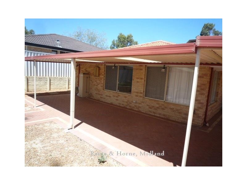 17 Drummore Elb, Stratton WA 6056