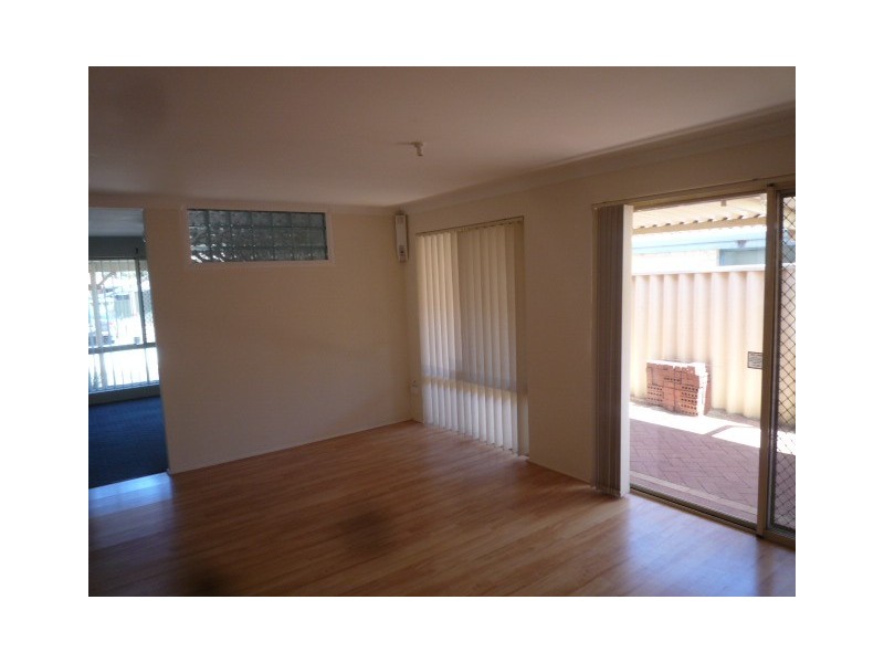17 Drummore Elb, Stratton WA 6056