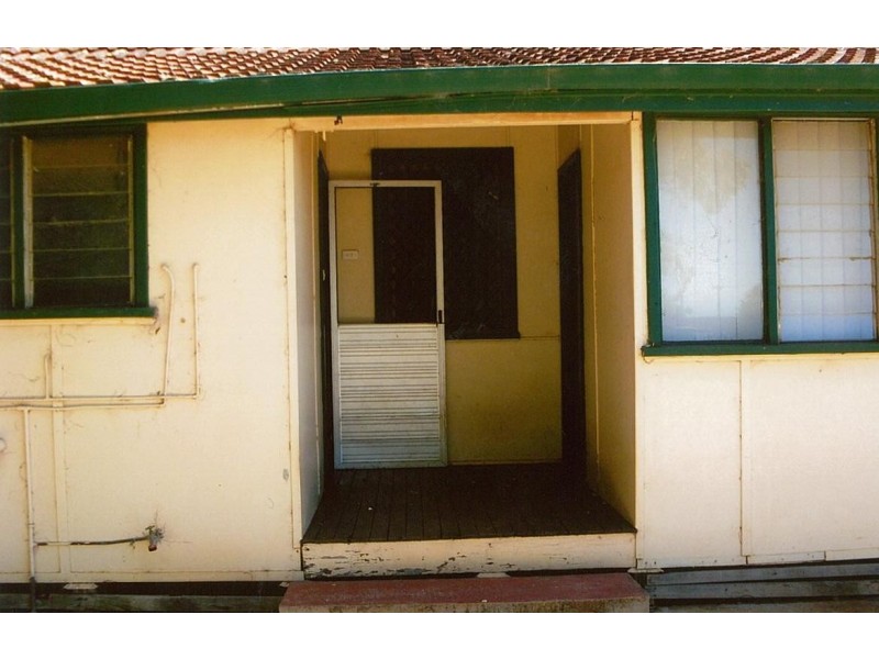 4 Birdwood Street, Mullewa WA 6630