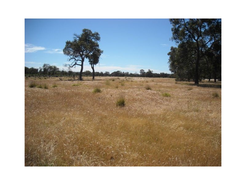 255 Sullivan Rd, Gingin WA 6503