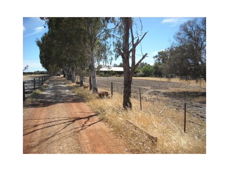 255 Sullivan Rd, Bambun WA 6503