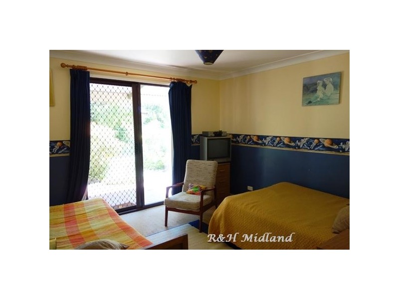 15 Birch Place, Stoneville WA 6081