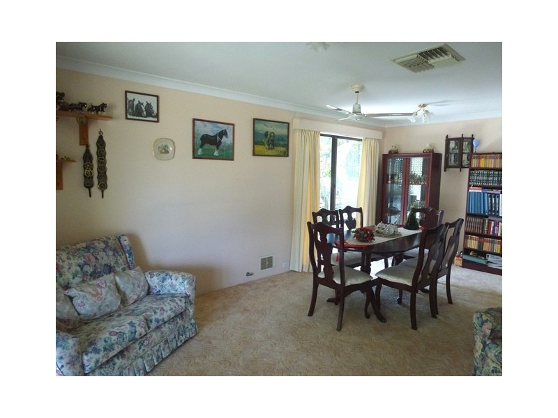 515 Katharine Street, Bellevue WA 6056