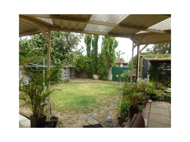 36 Redgum Avenue, Bellevue WA 6056