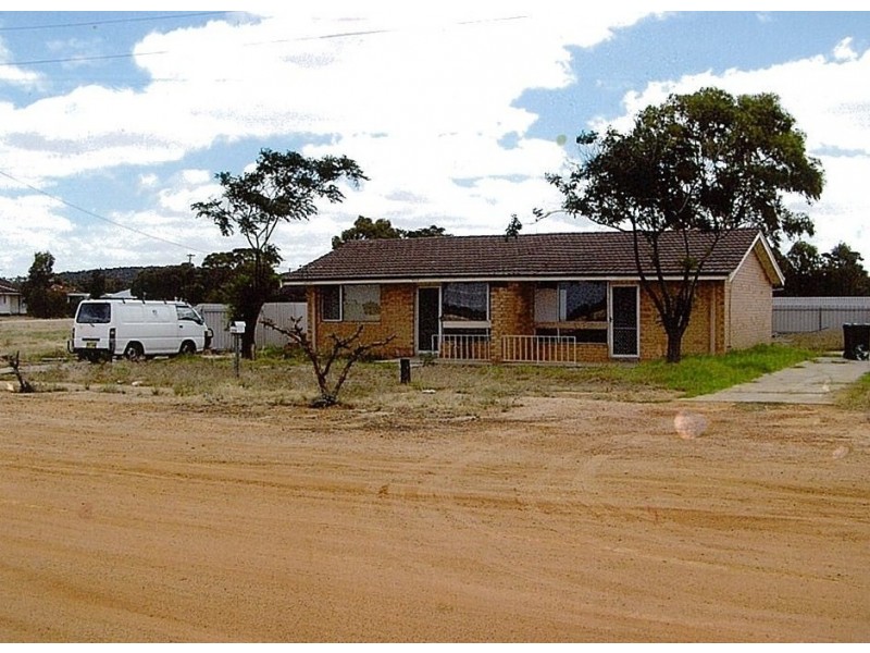 103 Forrest Street, Kellerberrin WA 6410