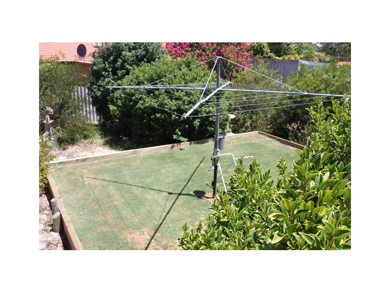 36 Ellesmere Road, Swan View WA 6056