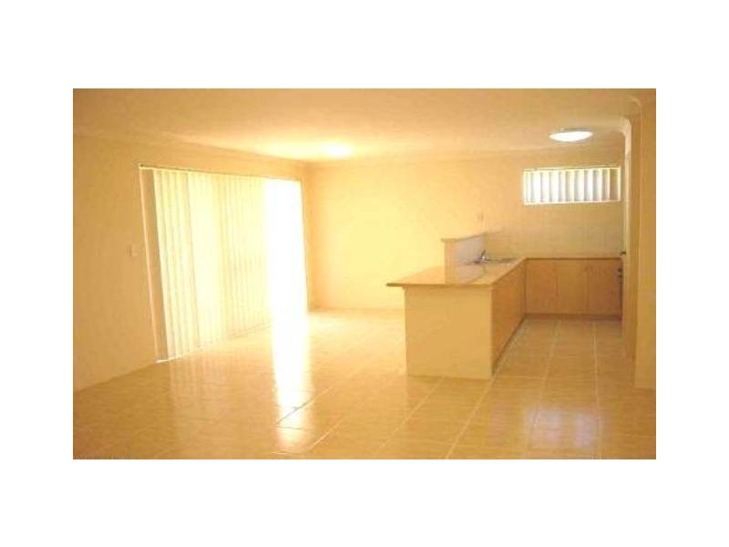 2/39 Ferguson Street, Midvale WA 6056