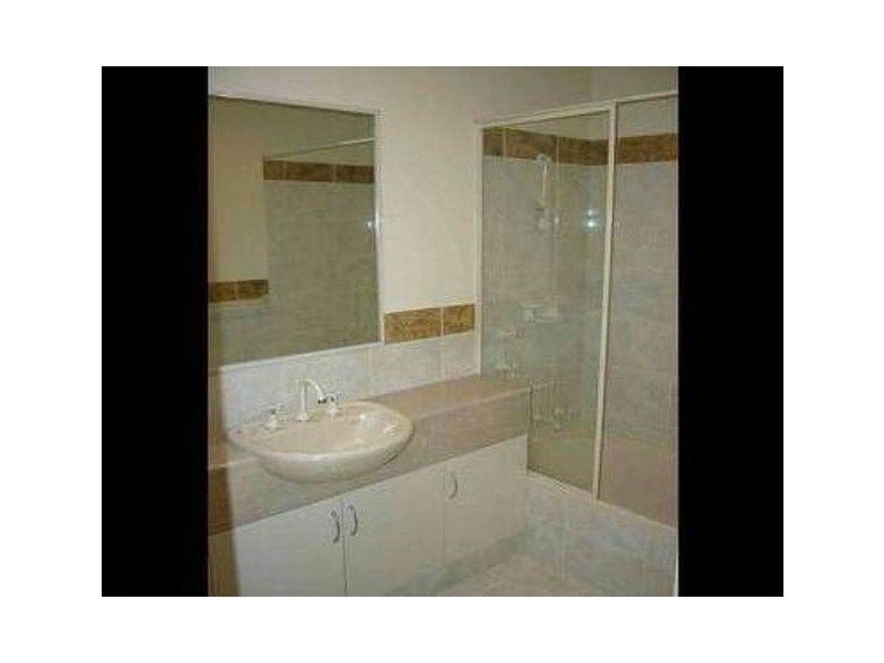 2/39 Ferguson Street, Midvale WA 6056