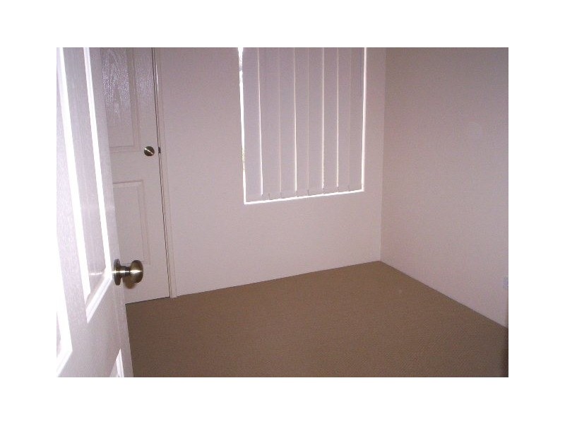 2/39 Ferguson Street, Midvale WA 6056