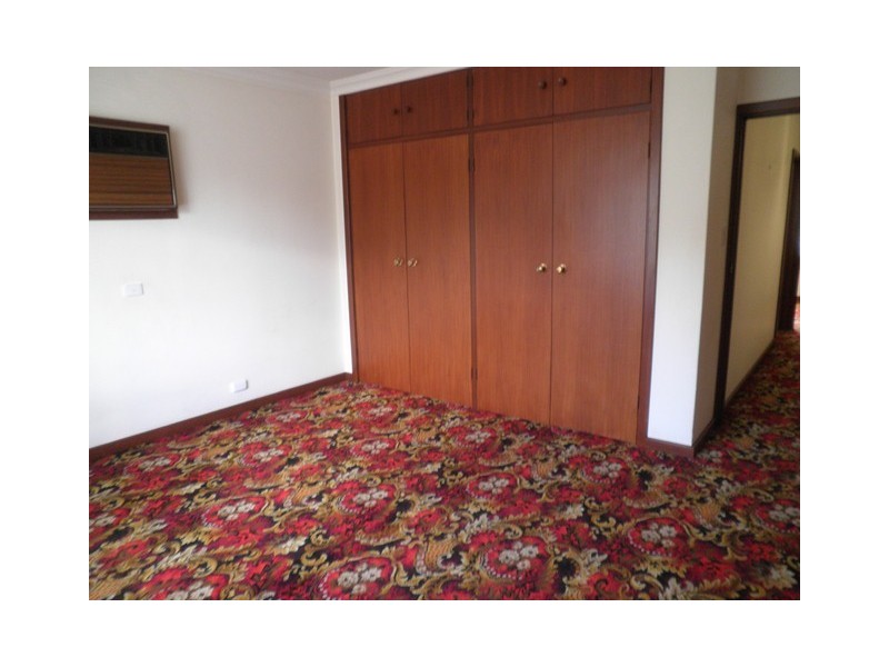 3 Innamincka Road, Greenmount WA 6056