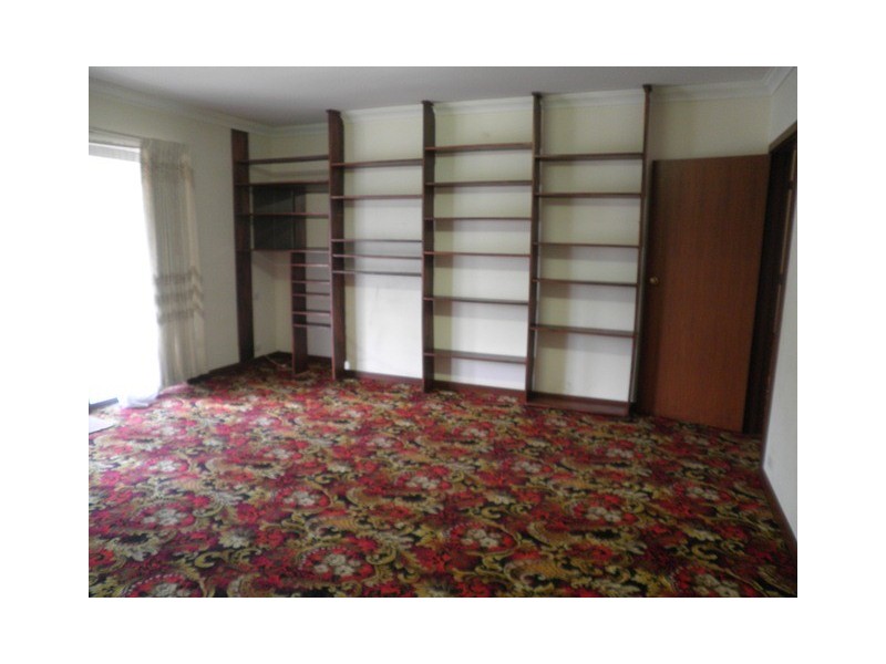 3 Innamincka Road, Greenmount WA 6056