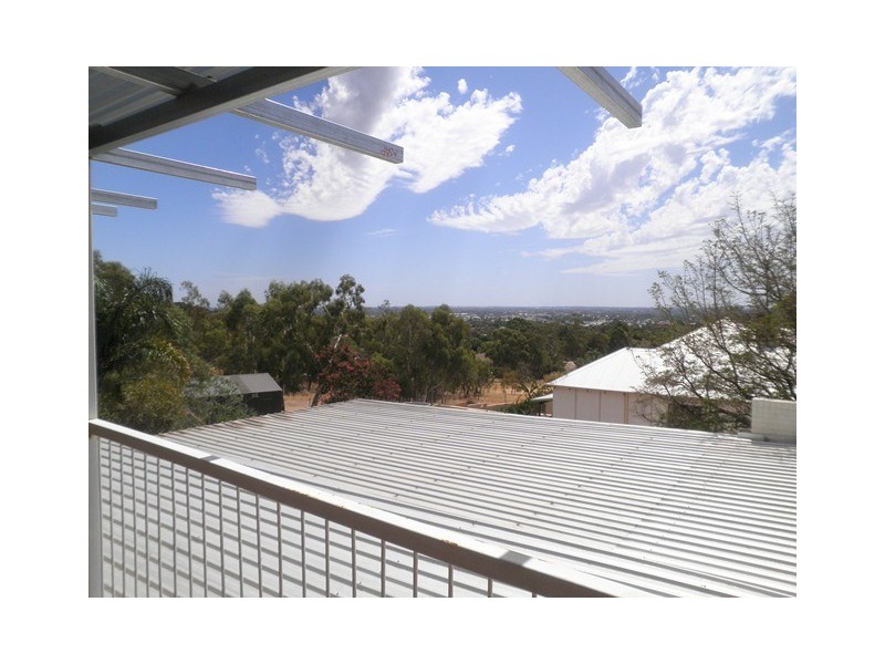 3 Innamincka Road, Greenmount WA 6056