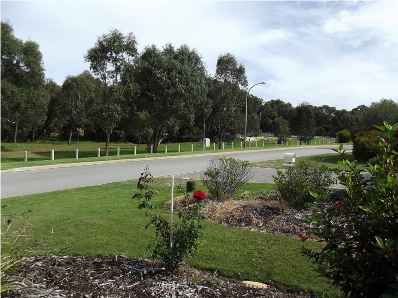 15 Frankland Place, Jane Brook WA 6056