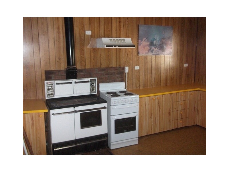 5 Margaret Street, Cunderdin WA 6407