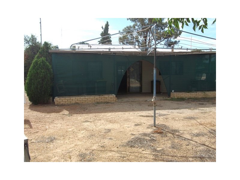 5 Margaret Street, Cunderdin WA 6407