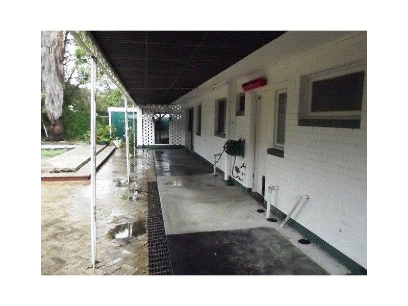 4 The Crescent, Helena Valley WA 6056