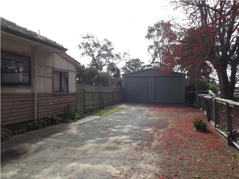 42 Kidman Avenue, South Guildford WA 6055