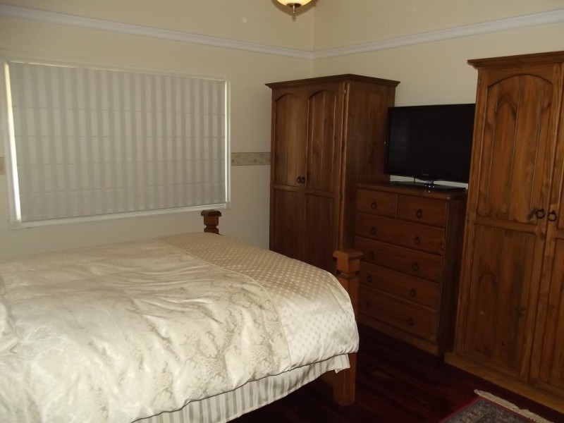 42 Kidman Avenue, South Guildford WA 6055