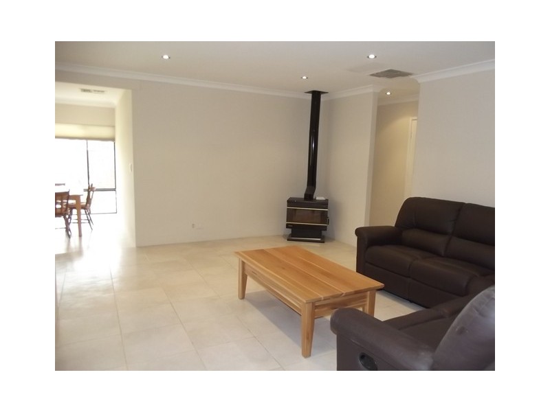 2931 West Swan Road, Caversham WA 6055
