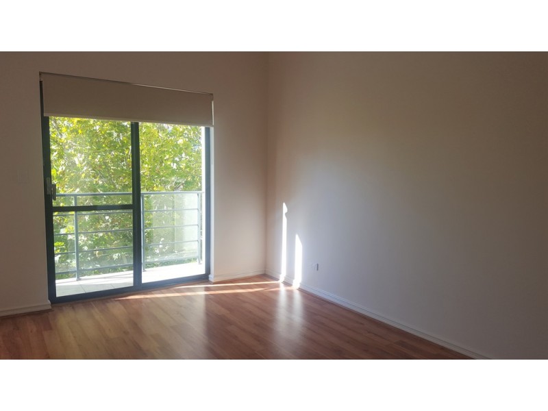 3/32 The Crescent, Midland WA 6056