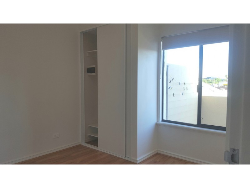 3/32 The Crescent, Midland WA 6056