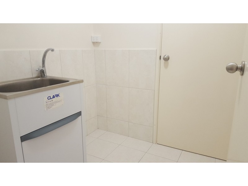 3/32 The Crescent, Midland WA 6056