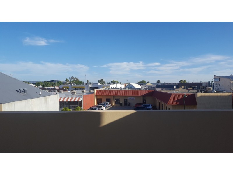 3/32 The Crescent, Midland WA 6056