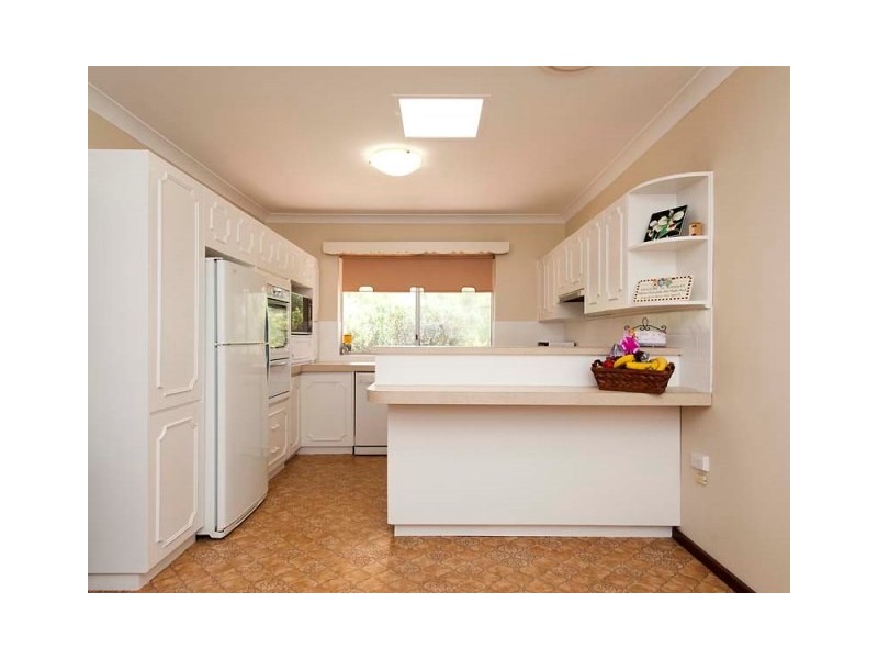 47 Bernley Drive, Viveash WA 6056