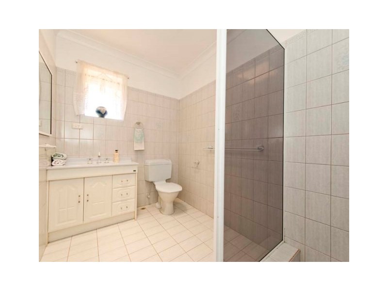47 Bernley Drive, Viveash WA 6056