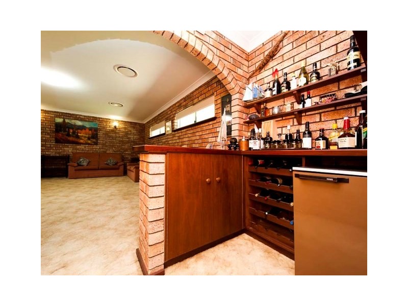 47 Bernley Drive, Viveash WA 6056