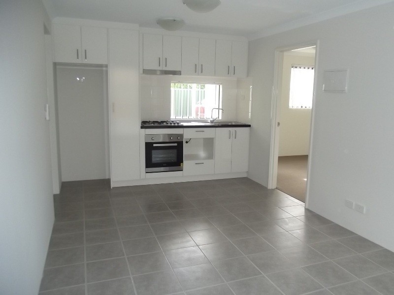 13/13 Spring Ave, Midland WA 6056