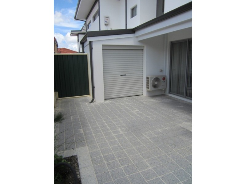 13/13 Spring Ave, Midland WA 6056
