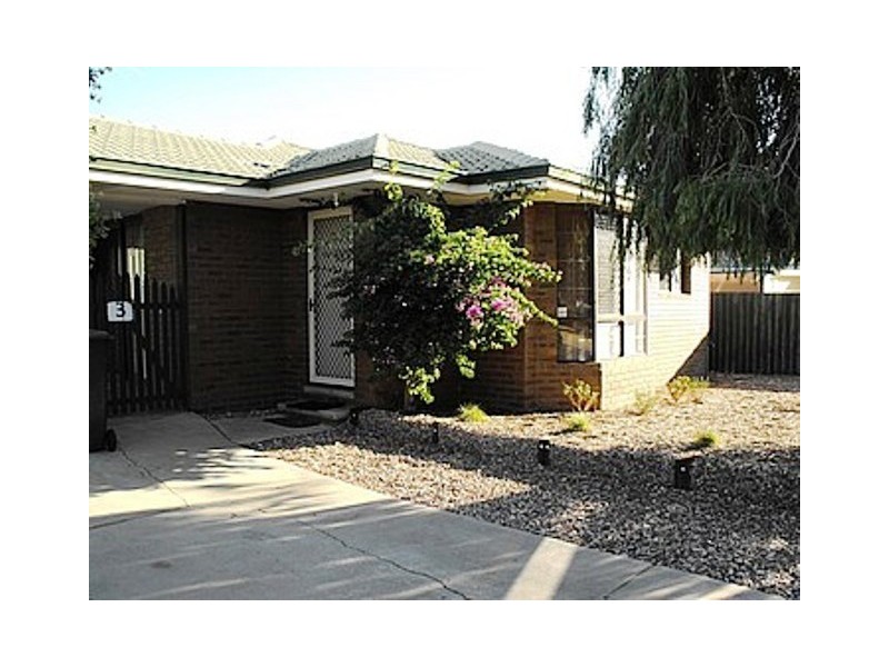 3 Dagenham Crescent, Midvale WA 6056