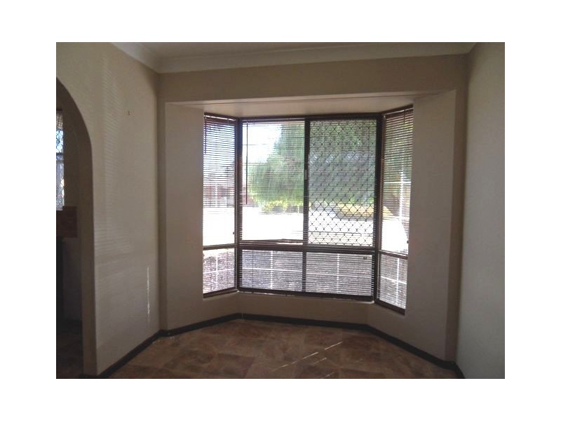 3 Dagenham Crescent, Midvale WA 6056