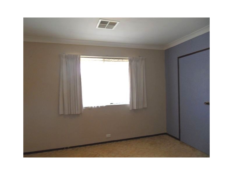 3 Dagenham Crescent, Midvale WA 6056