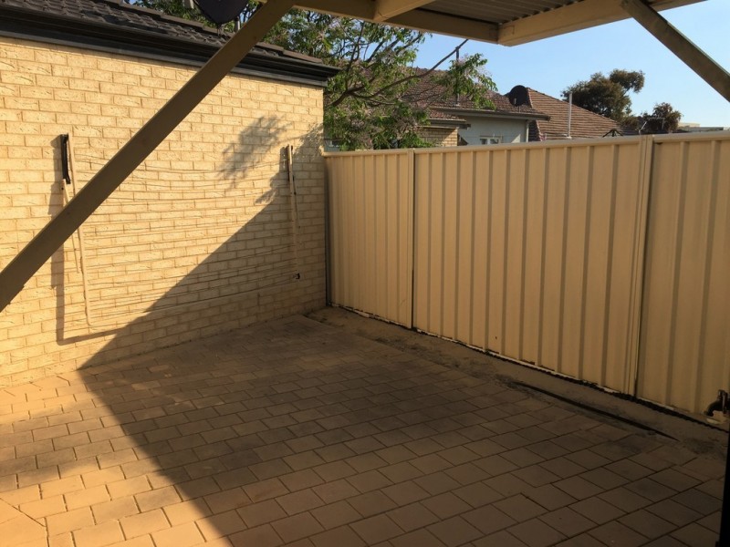7/7 Templeman Place, Midland WA 6056