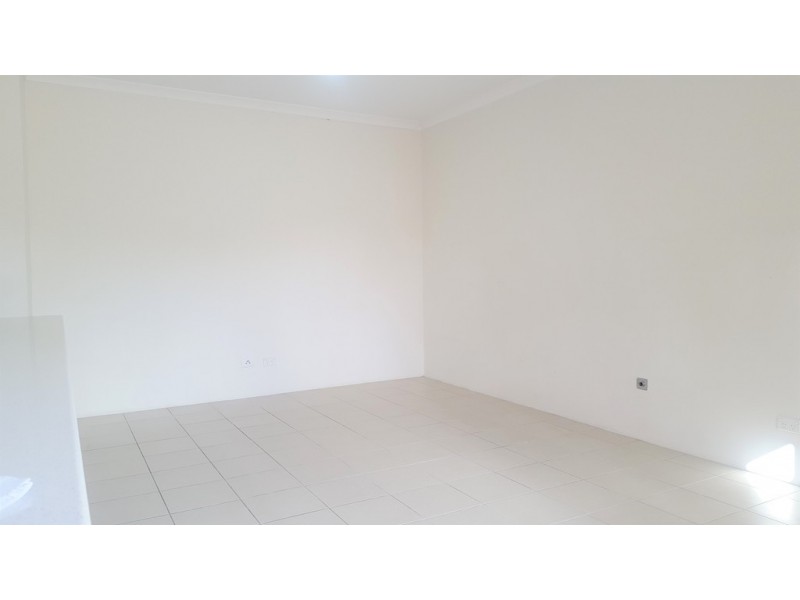 2/6 Henry Street, Midland WA 6056