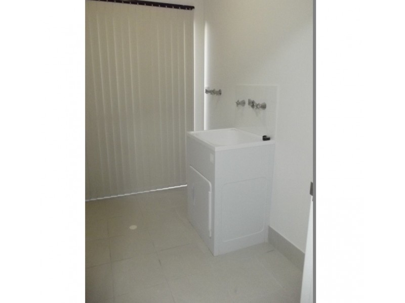 2/6 Henry Street, Midland WA 6056