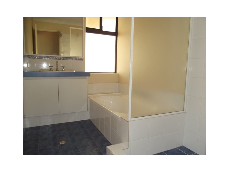 17 Adavale Vista, Tapping WA 6065