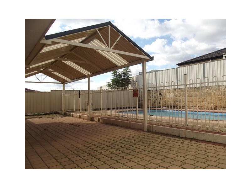 17 Adavale Vista, Tapping WA 6065