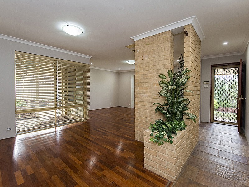 19 Maranon Crescent, Beechboro WA 6063