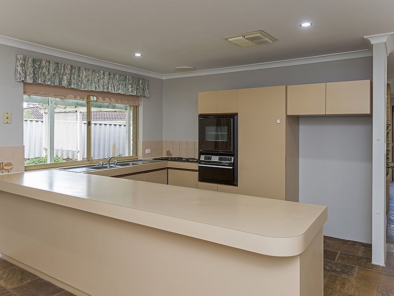 19 Maranon Crescent, Beechboro WA 6063