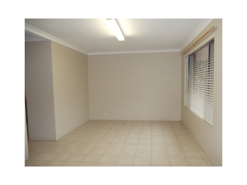 42 Ferguson Street, Midvale WA 6056