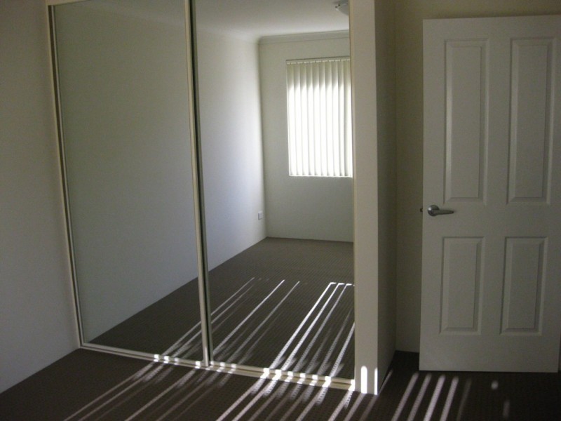 8/88 Alexander Road, Rivervale WA 6103