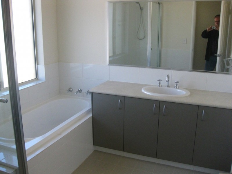 8/88 Alexander Road, Rivervale WA 6103