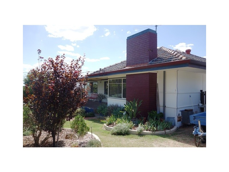 2 Albert Street, Bellevue WA 6056