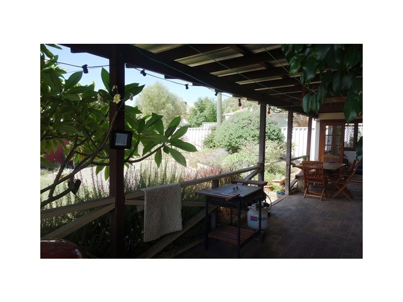 2 Albert Street, Bellevue WA 6056